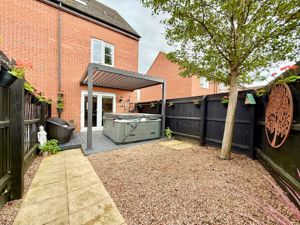 Photo 1- click for photo gallery